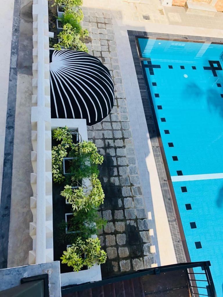 Forever City Hotel Kiribathgoda Esterno foto